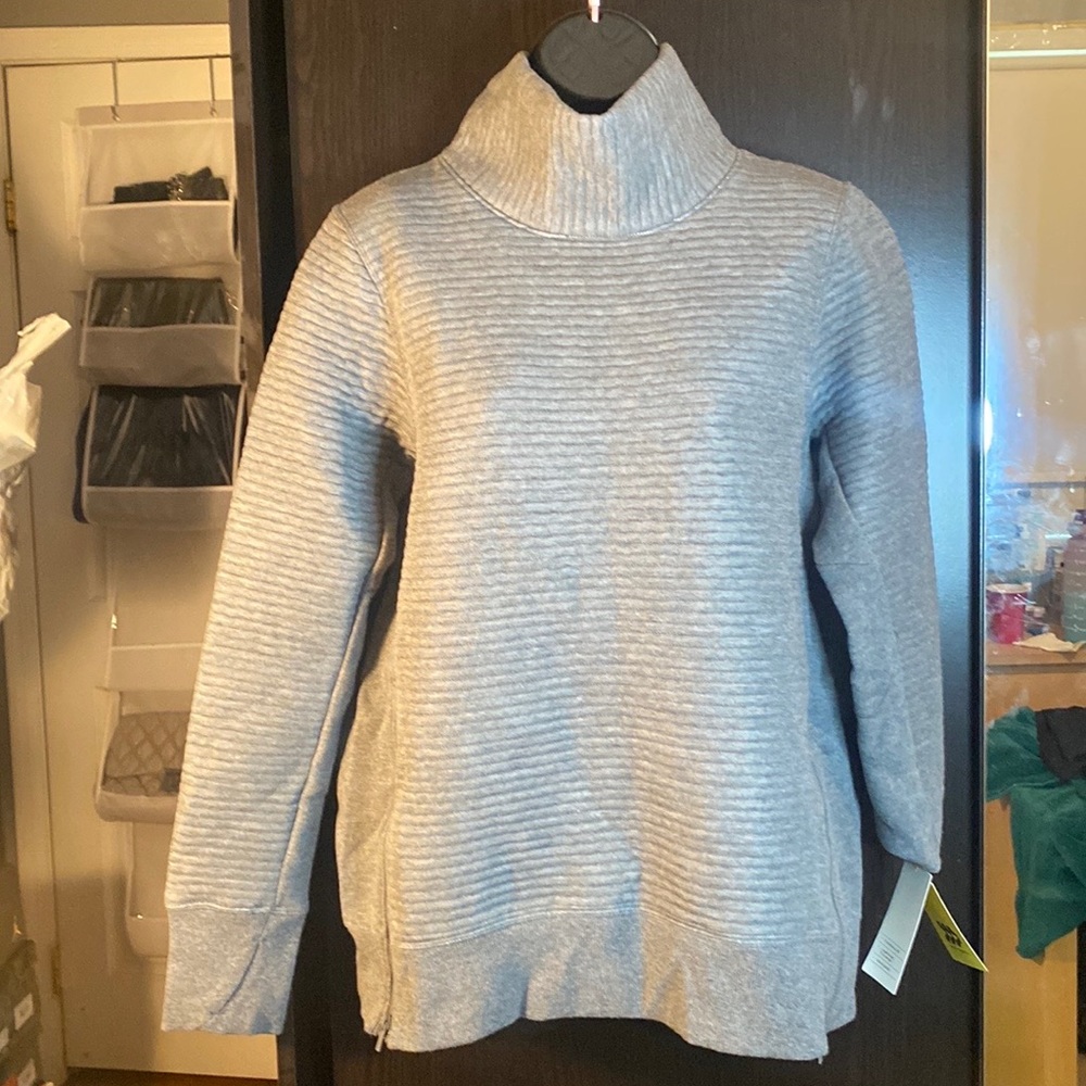 Active Quiled Pullover